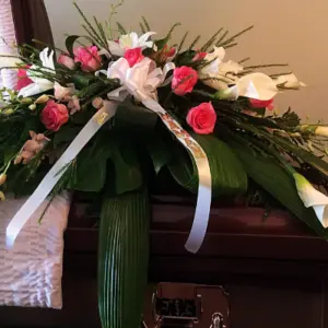 DD05 - Dessus de cercueil